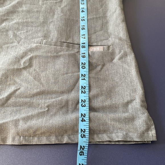 Figs Set Graphite Gray Livingston High Waisted Pant M and Top S - Picture 10 of 10